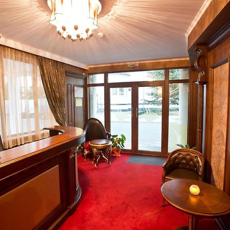 קאזאנלק Hotel Diamond מראה חיצוני תמונה