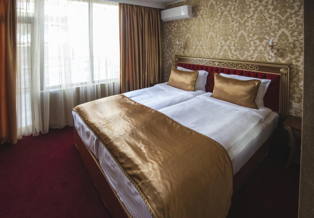 קאזאנלק Hotel Diamond מראה חיצוני תמונה