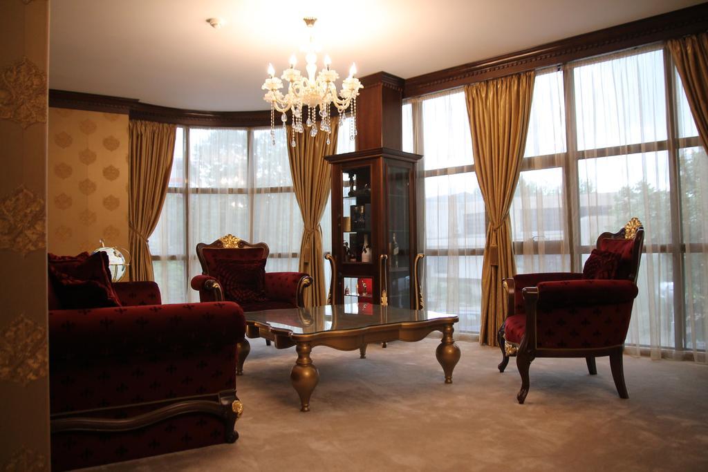 קאזאנלק Hotel Diamond מראה חיצוני תמונה