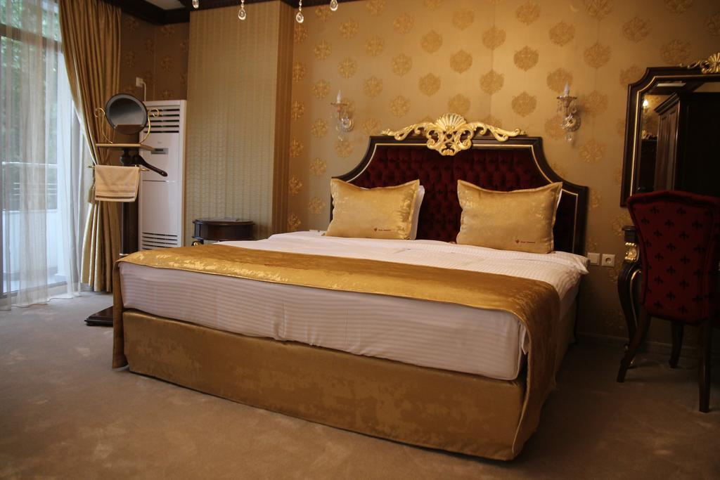 קאזאנלק Hotel Diamond מראה חיצוני תמונה