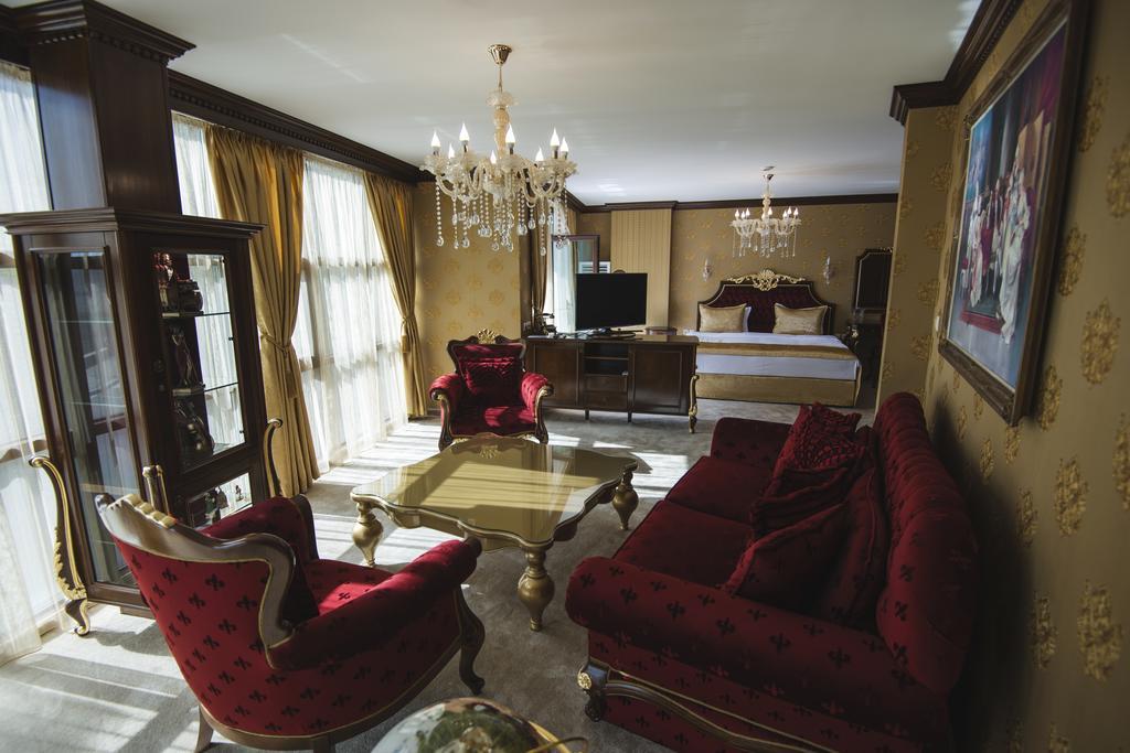 קאזאנלק Hotel Diamond מראה חיצוני תמונה